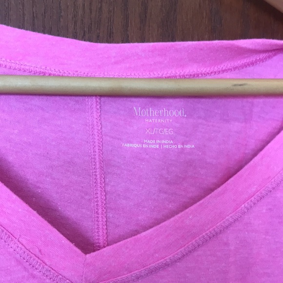 Motherhood maternity Tee size extra large - Picture 2 of 3